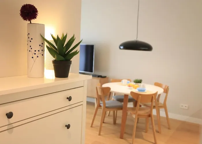 Lake View Apartment